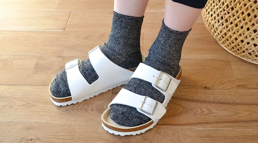 天衣無縫】 リネンコットンソックス Lサイズ | ヒクシポワタ